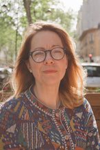 Load image into Gallery viewer, Paris Family Film Photography Session | Timeless Portraits in the City of Light