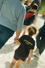 Load image into Gallery viewer, Paris Family Film Photography Session | Timeless Portraits in the City of Light