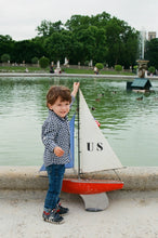 Load image into Gallery viewer, Paris Family Film Photography Session | Timeless Portraits in the City of Light
