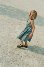 Load image into Gallery viewer, Paris Family Film Photography Session | Timeless Portraits in the City of Light
